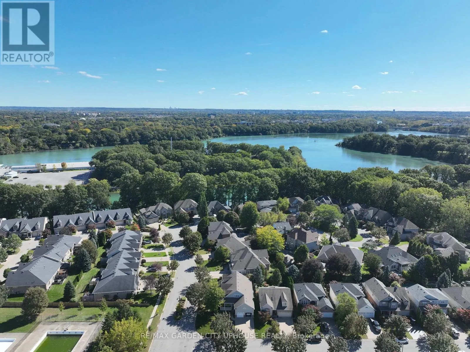 45 OARSMAN CRESCENT