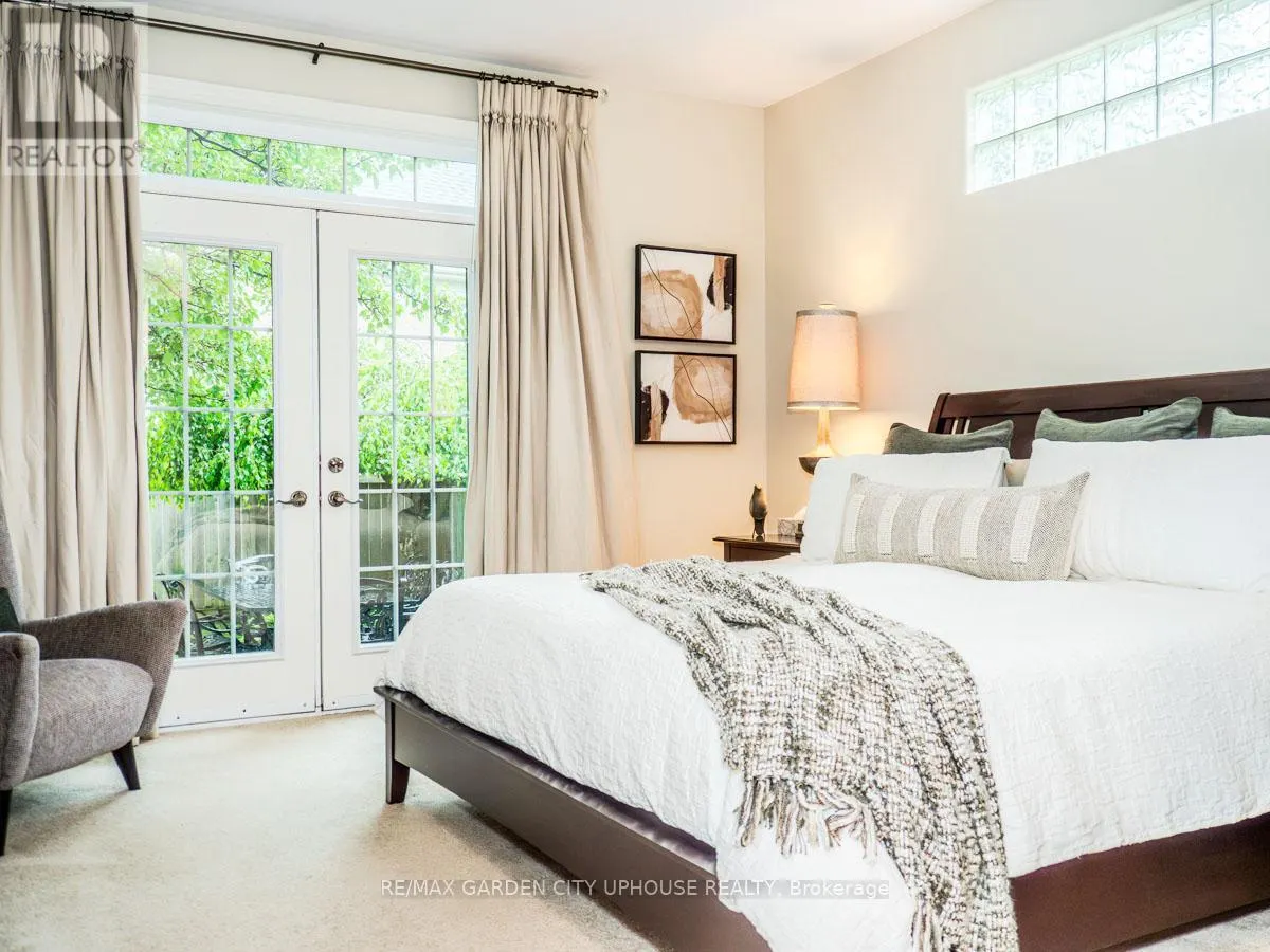 45 OARSMAN CRESCENT