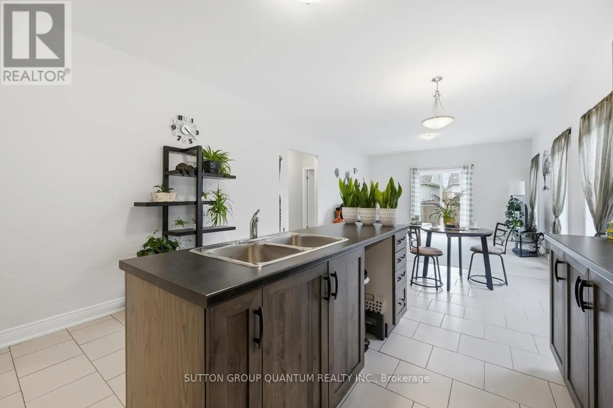 420 WILLIAMS CRESCENT