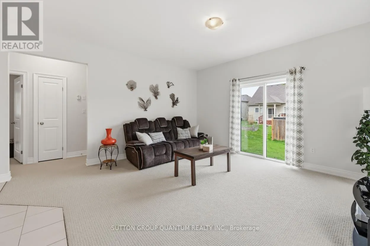 420 WILLIAMS CRESCENT