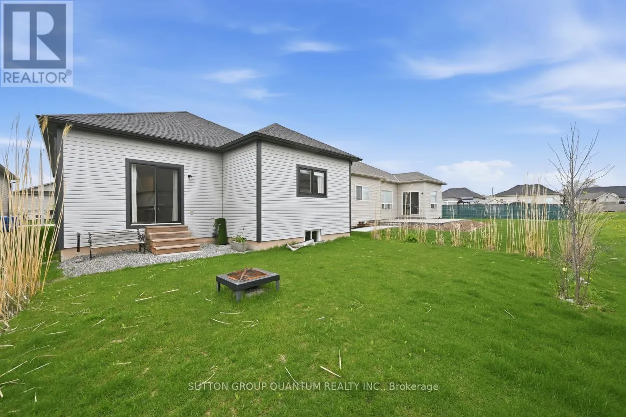 420 WILLIAMS CRESCENT