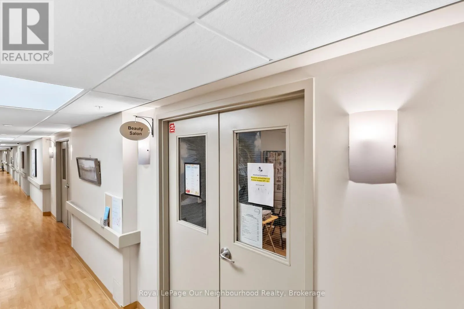 425 - 240 CHAPEL STREET #425