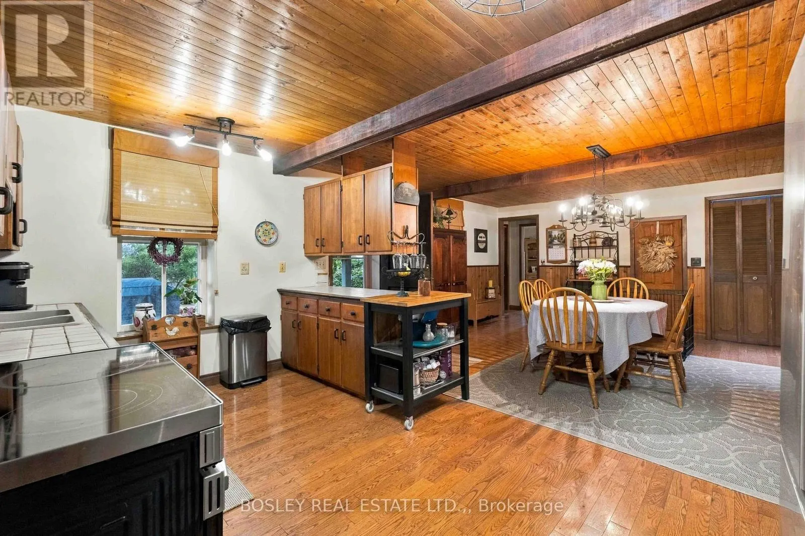 860 MOYER ROAD
