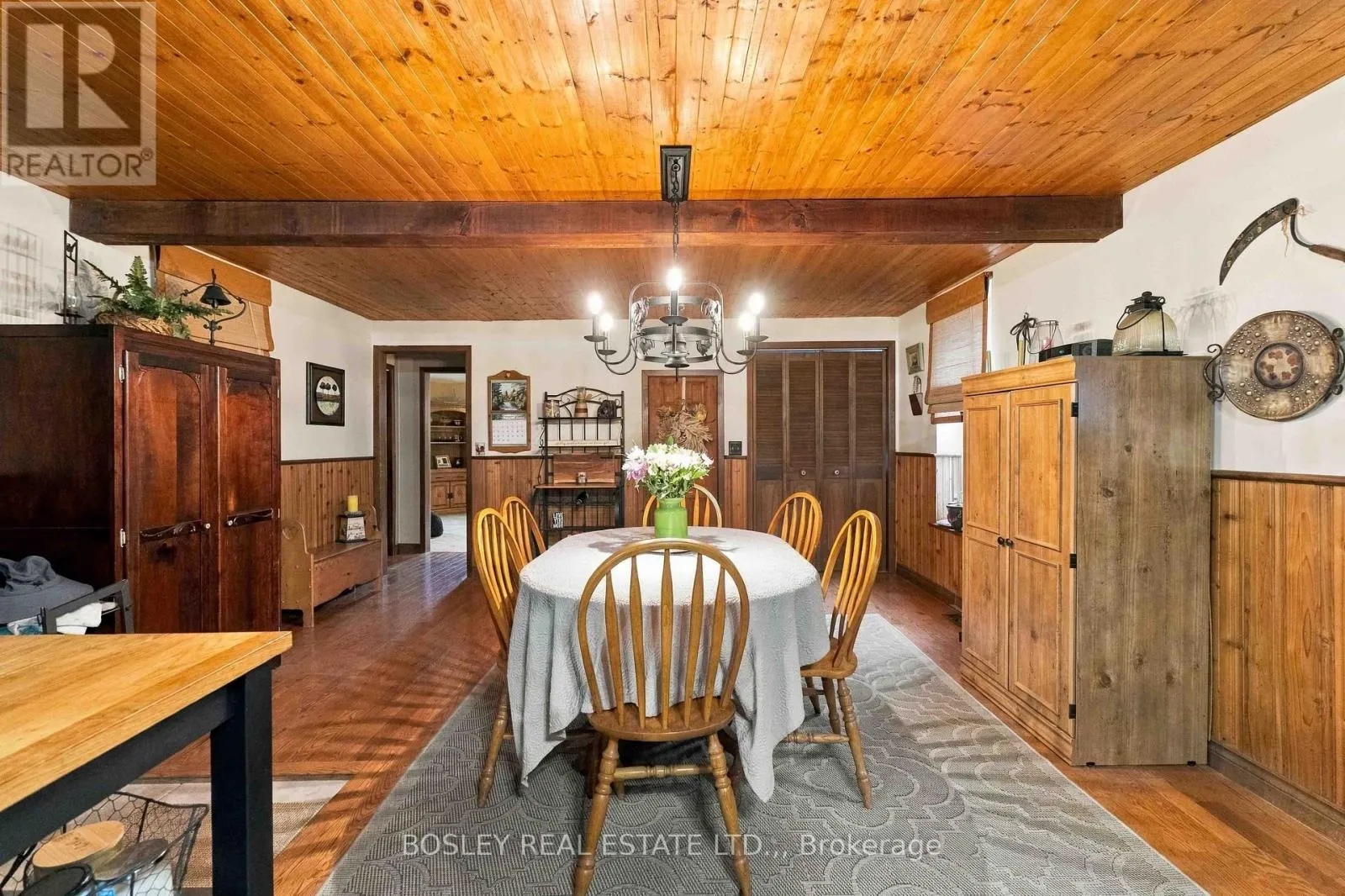 860 MOYER ROAD