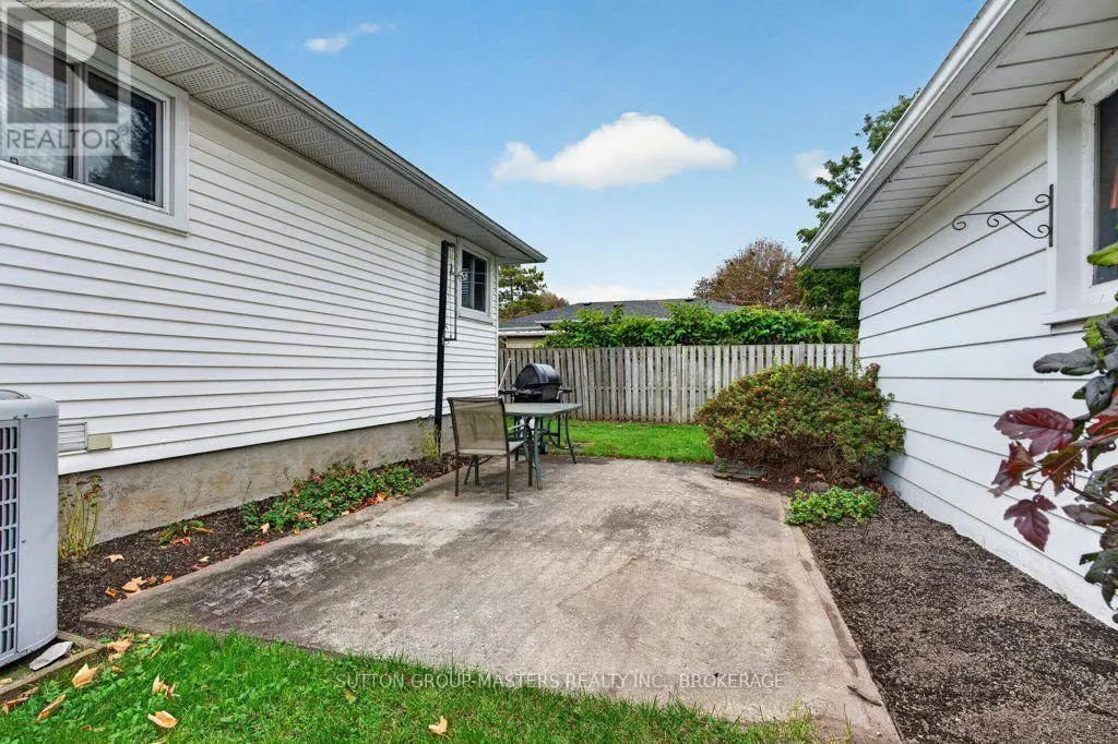 14 QUINTE AVENUE