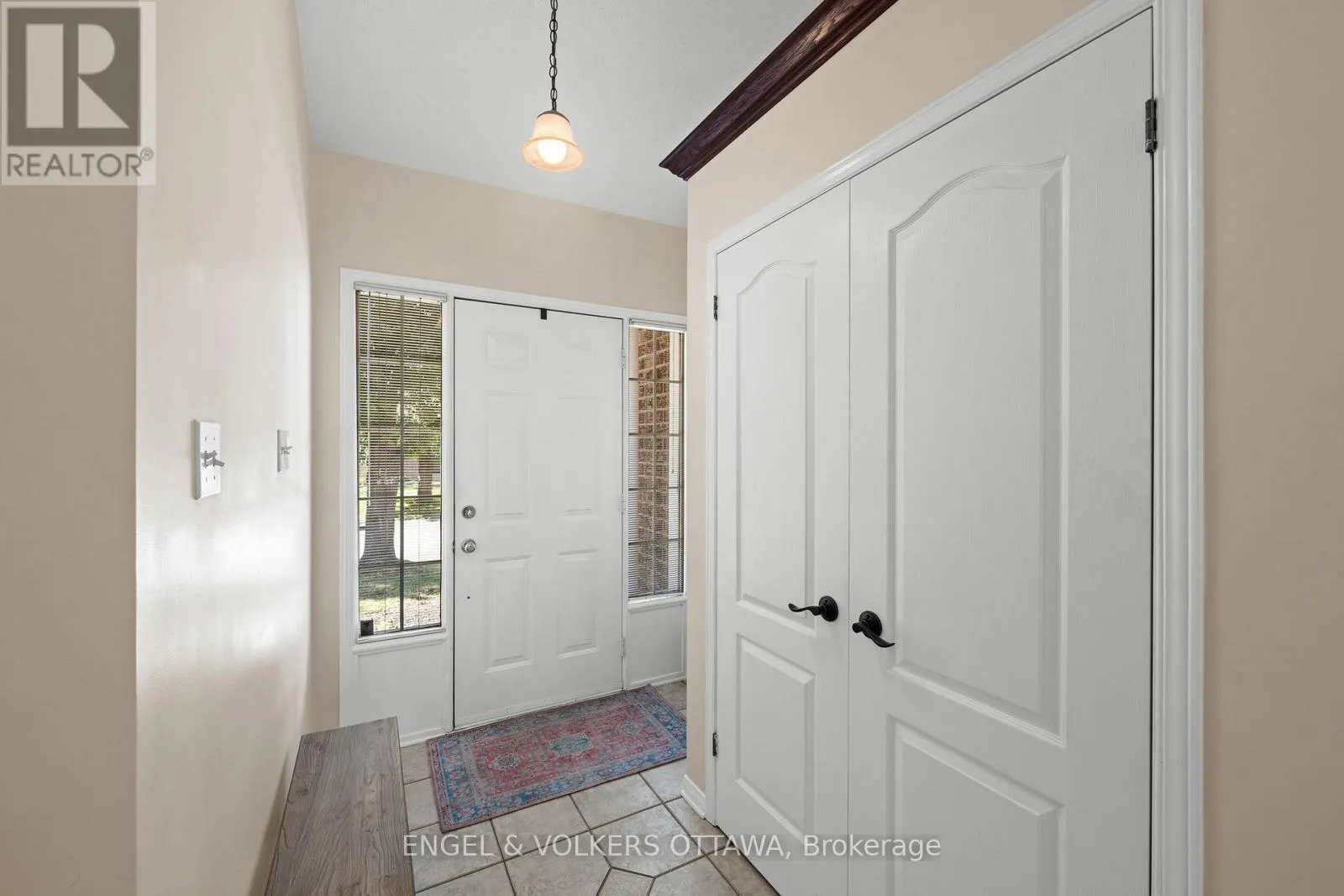 4 BURNSTEAD CRESCENT