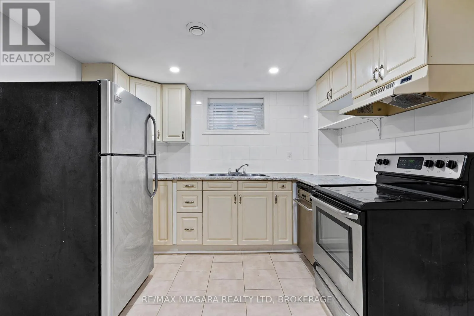5 CADY STREET