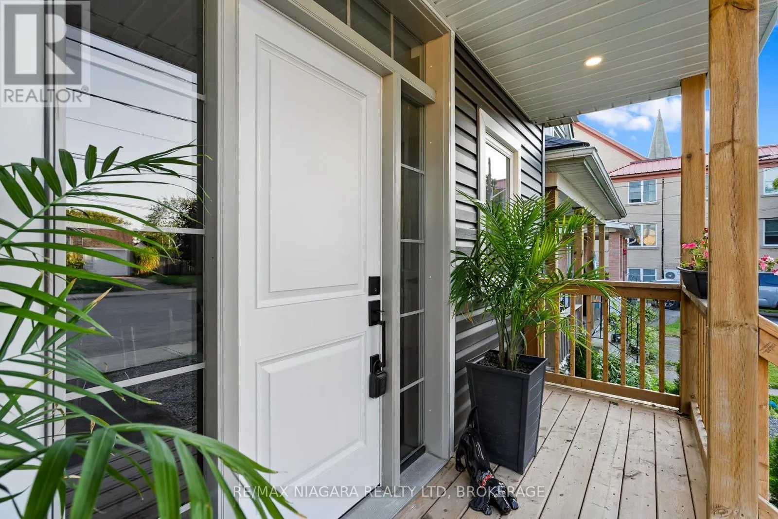 5 CADY STREET