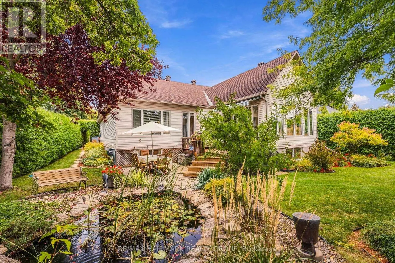 3 BURNSTEAD CRESCENT