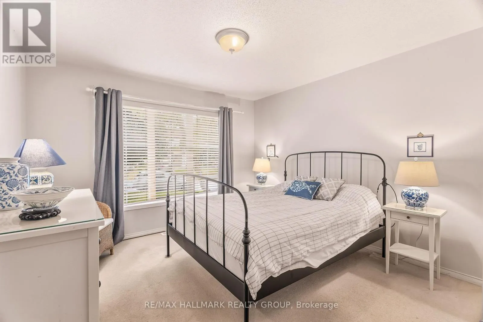 3 BURNSTEAD CRESCENT