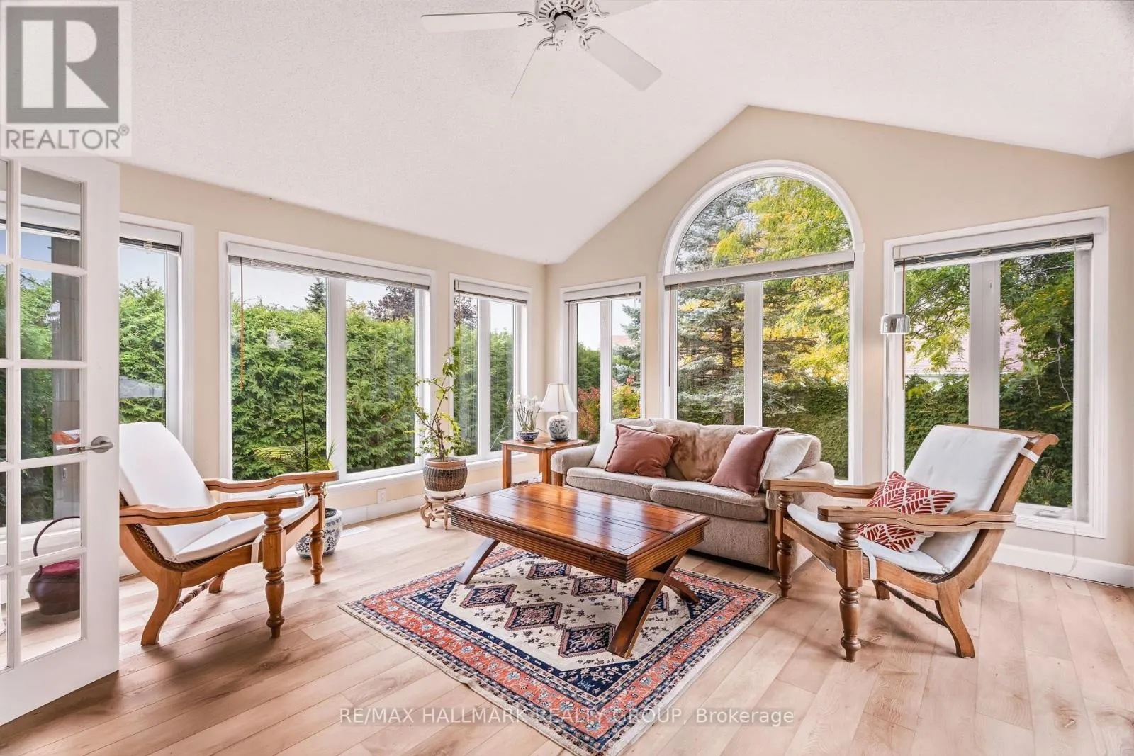 3 BURNSTEAD CRESCENT
