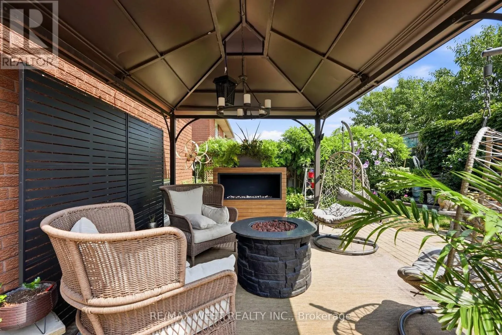 515 BERKINDALE DRIVE