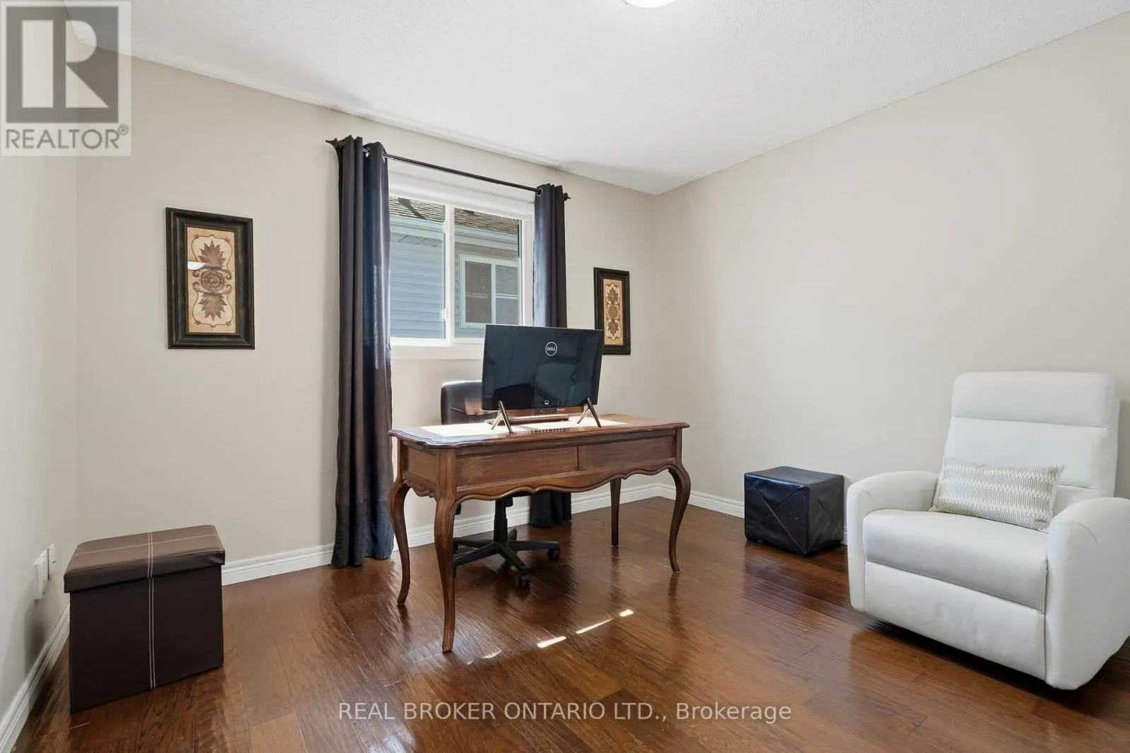 8 MOYLE DRIVE