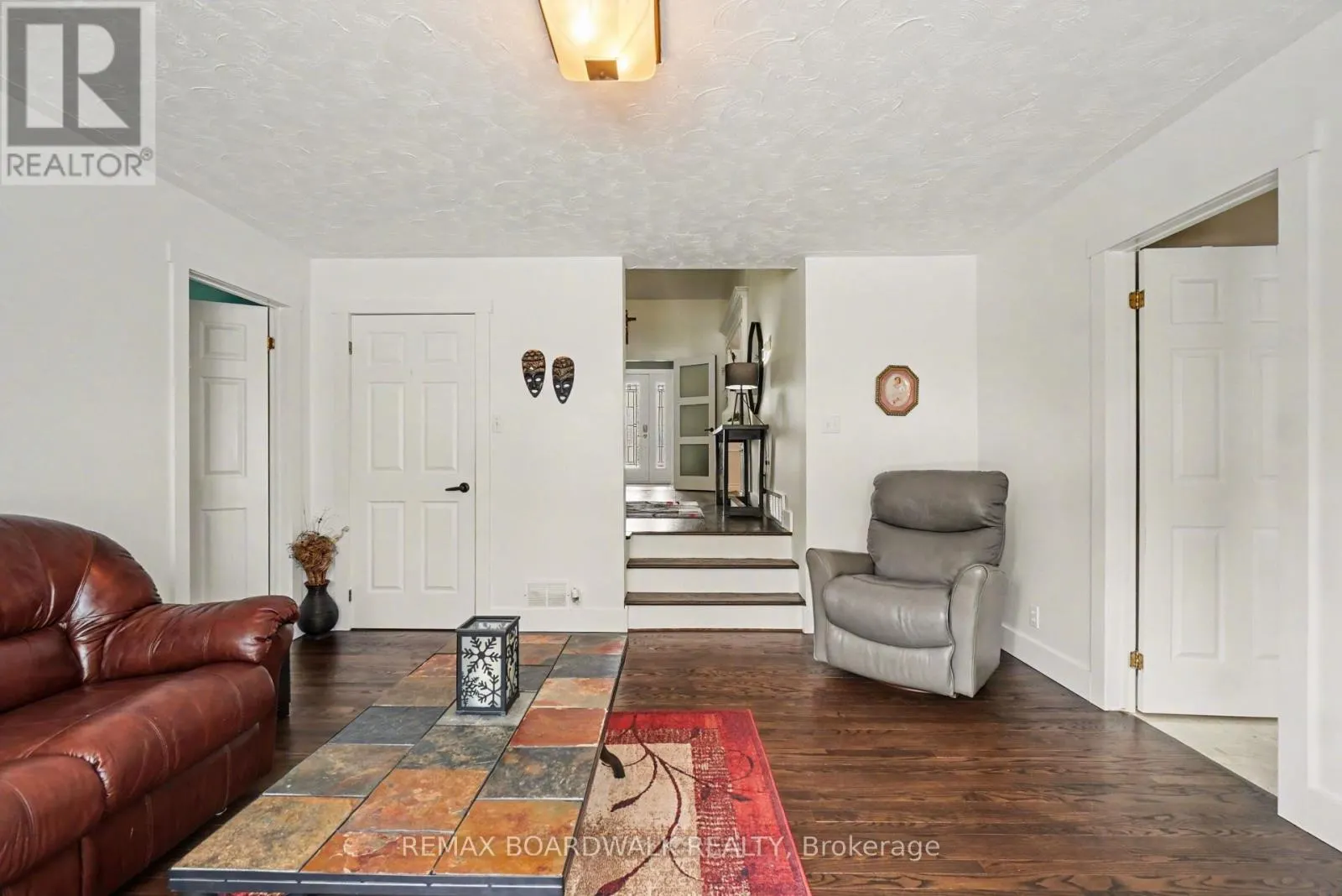 32 FAUCHER BOULEVARD