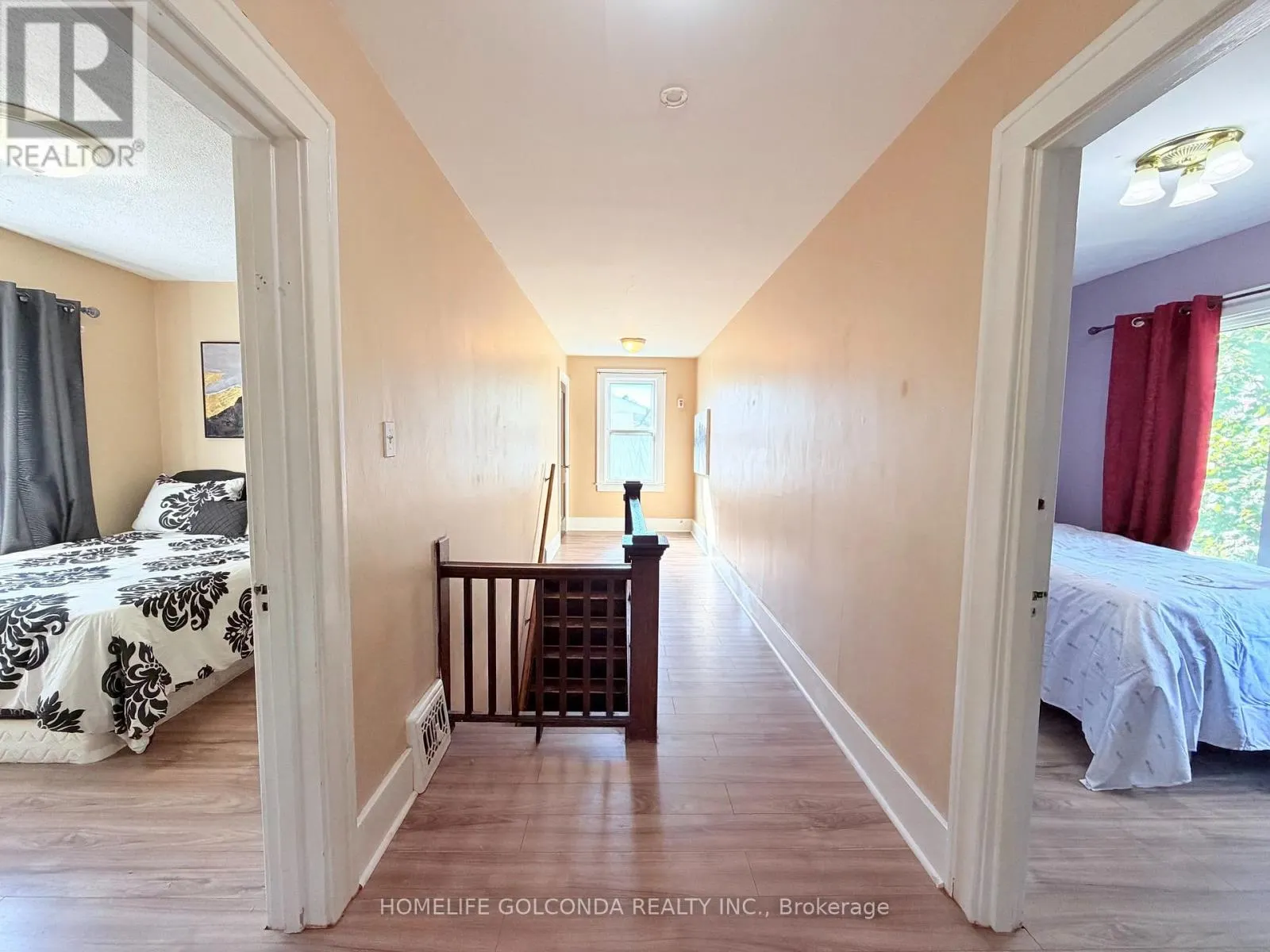 3203 LINWOOD PLACE