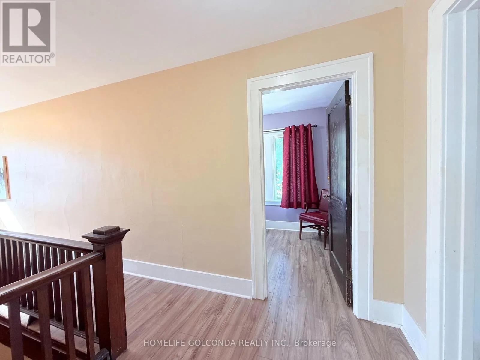3203 LINWOOD PLACE