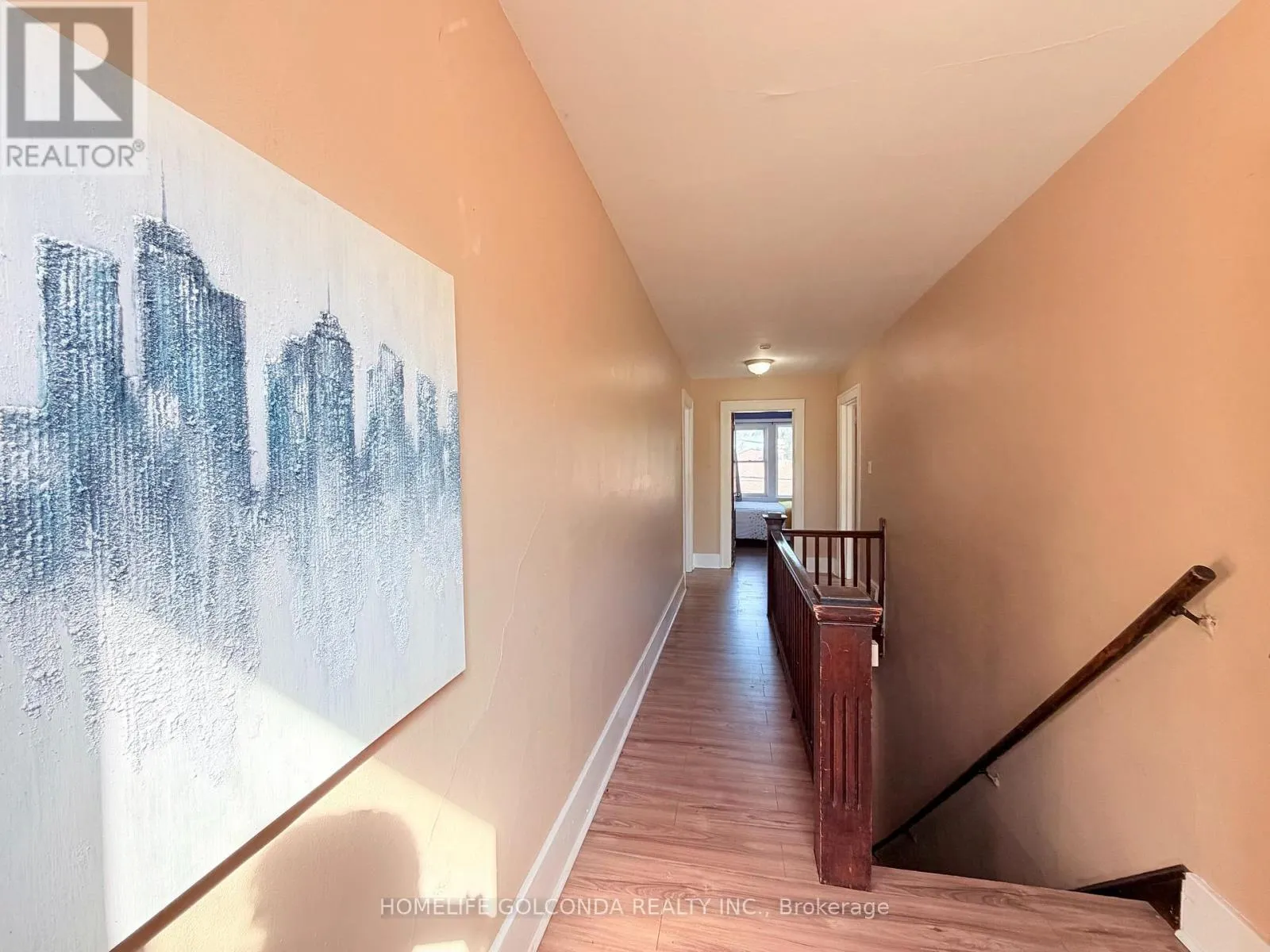 3203 LINWOOD PLACE