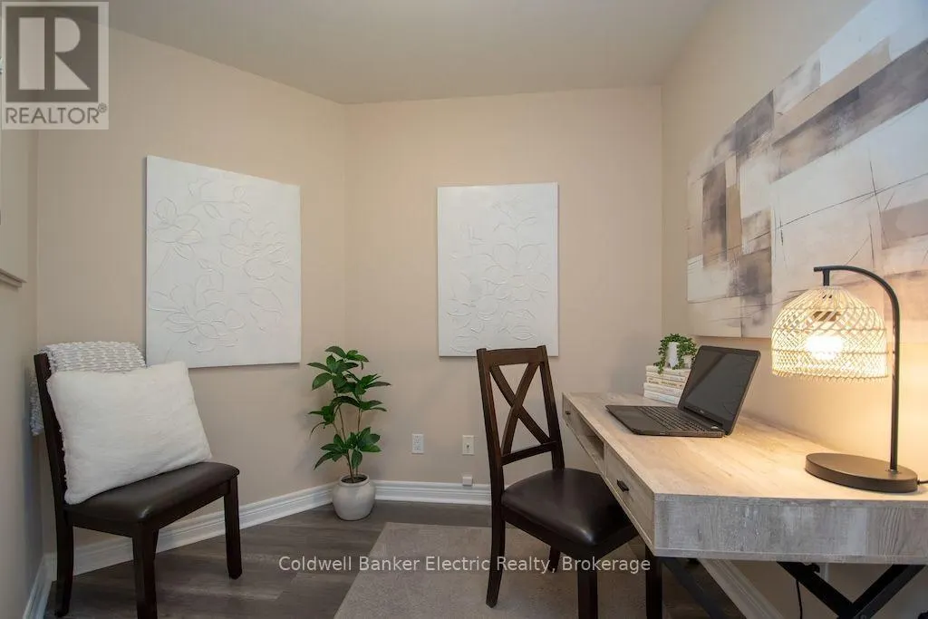 212 - 869 CLONSILLA AVENUE #212