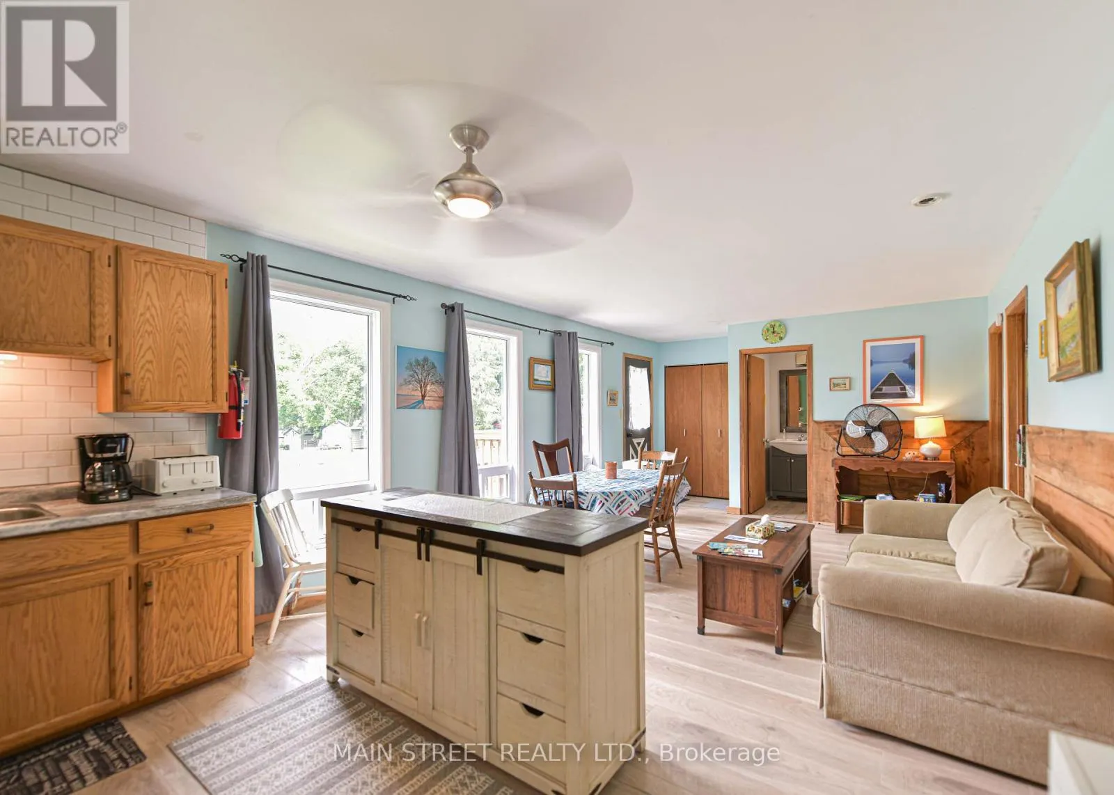 20 - 230 LAKE DALRYMPLE ROAD