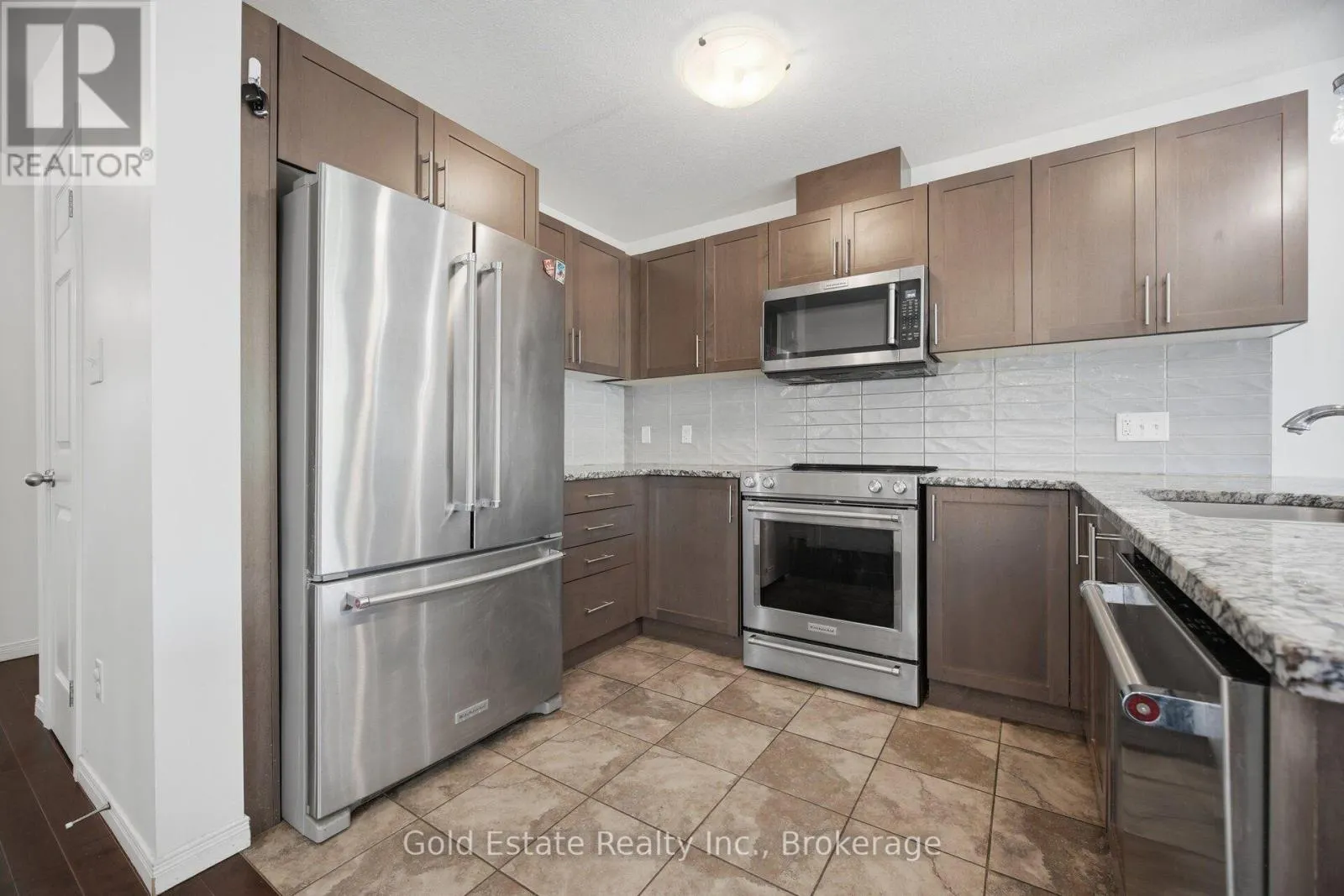 85 - 135 HARDCASTLE DRIVE
