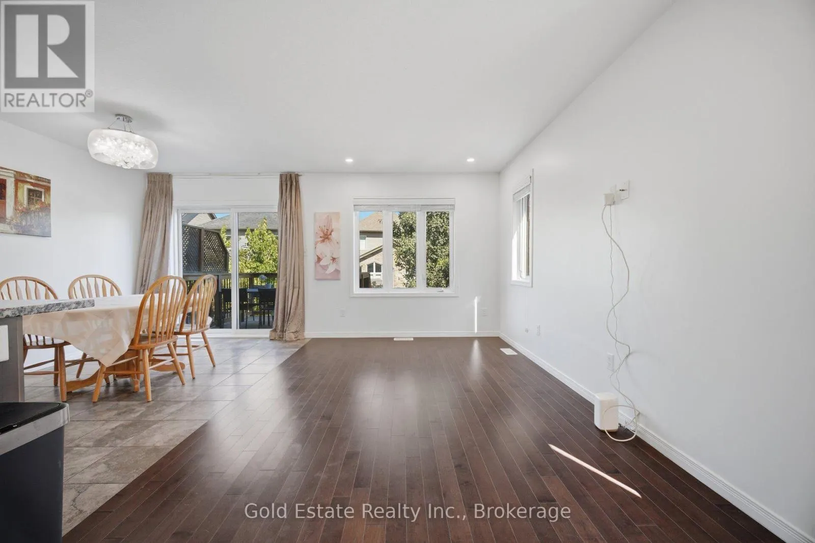 85 - 135 HARDCASTLE DRIVE