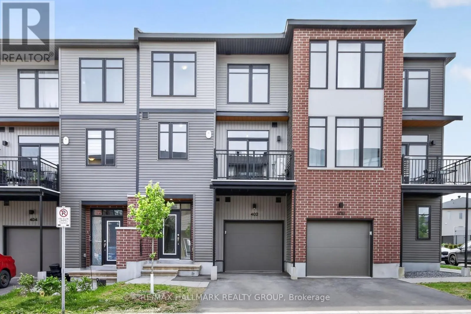 402 JEWELWING PRIVATE