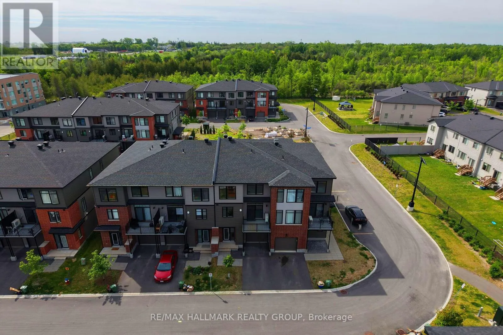402 JEWELWING PRIVATE