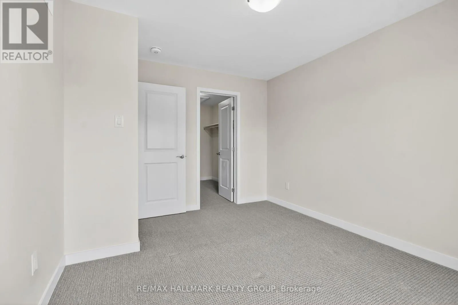 402 JEWELWING PRIVATE
