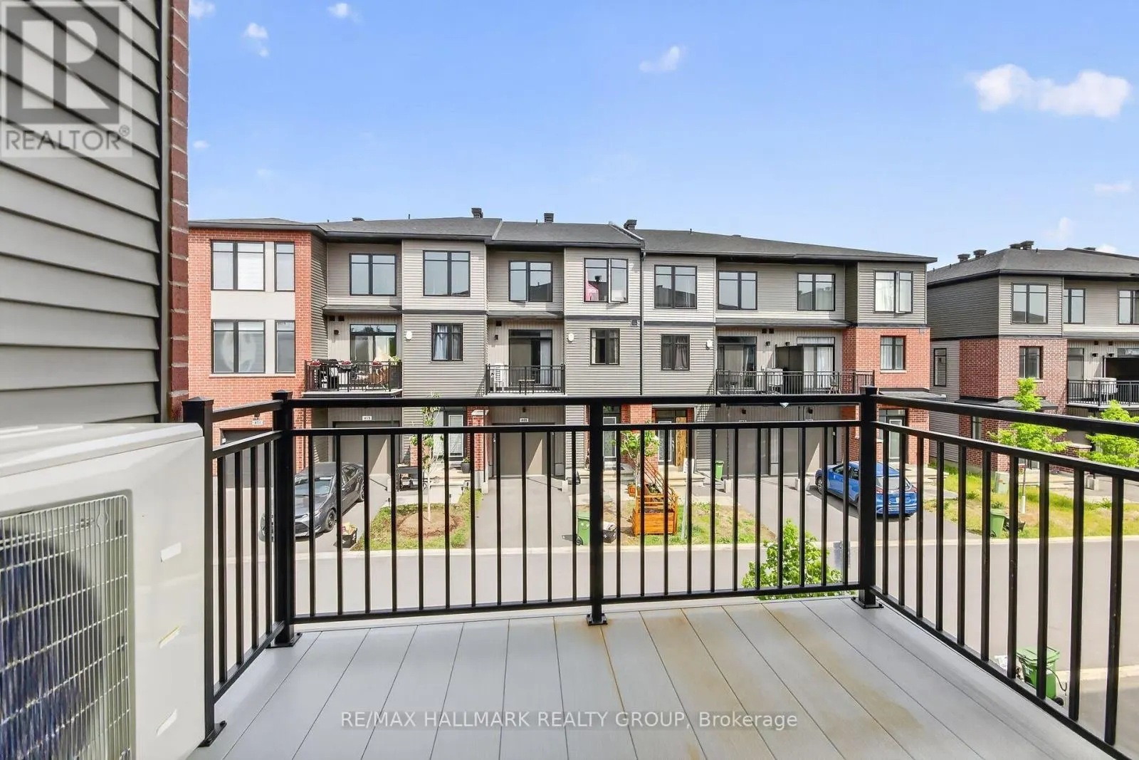 402 JEWELWING PRIVATE