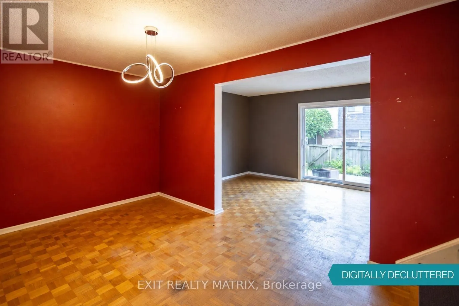 3006 FAIRLEA CRESCENT