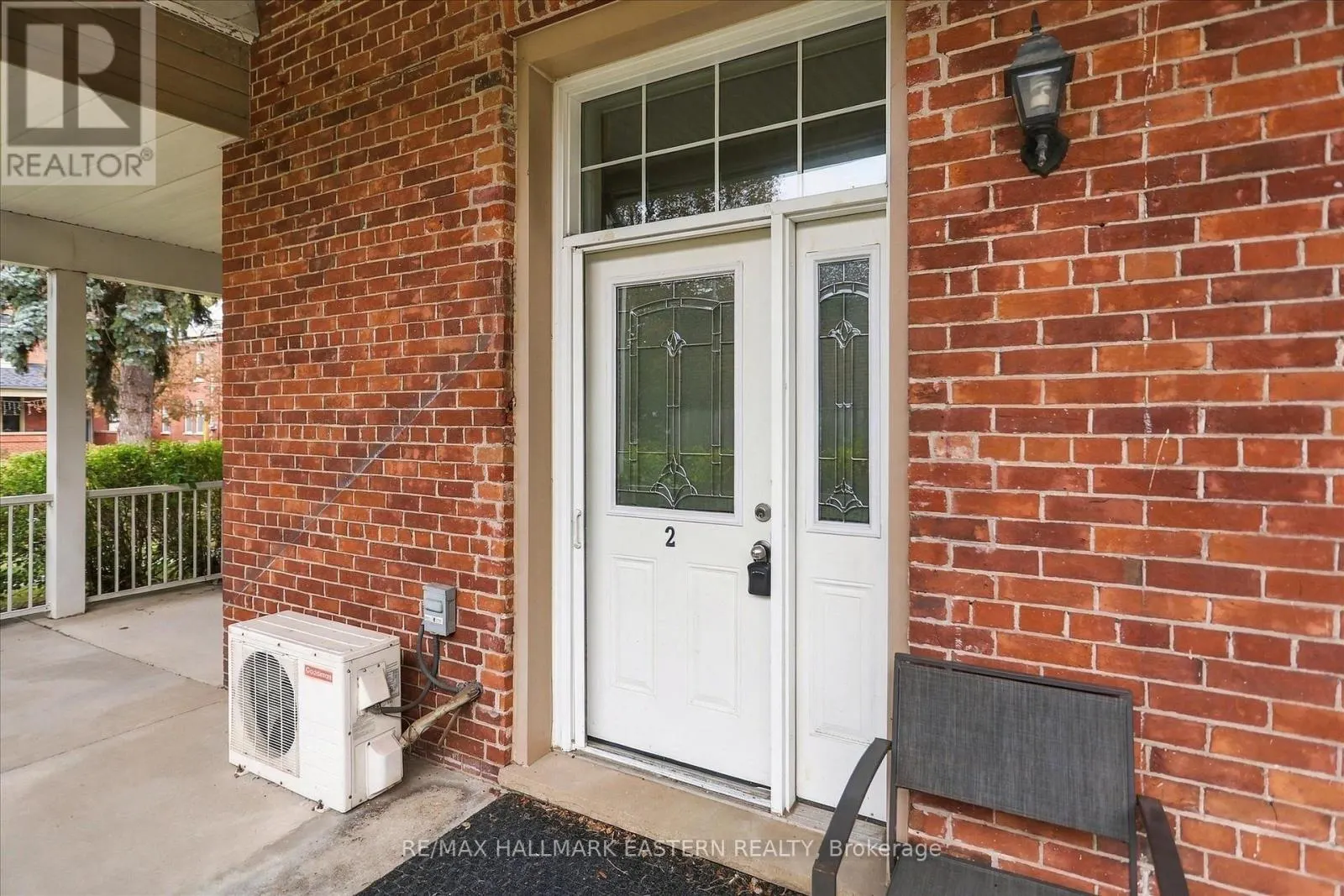 #2 - 760 GEORGE STREET ##2
