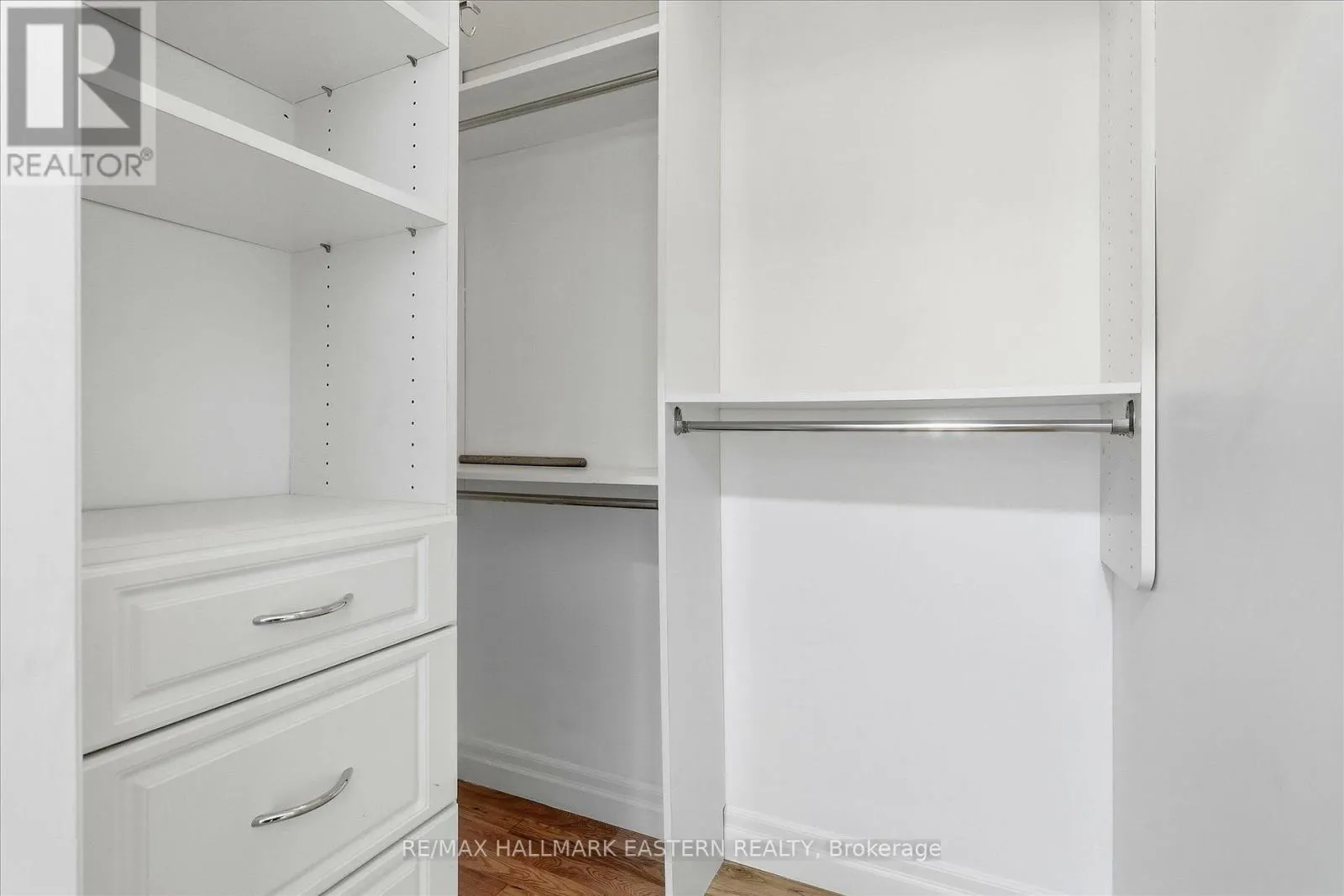 #2 - 760 GEORGE STREET ##2