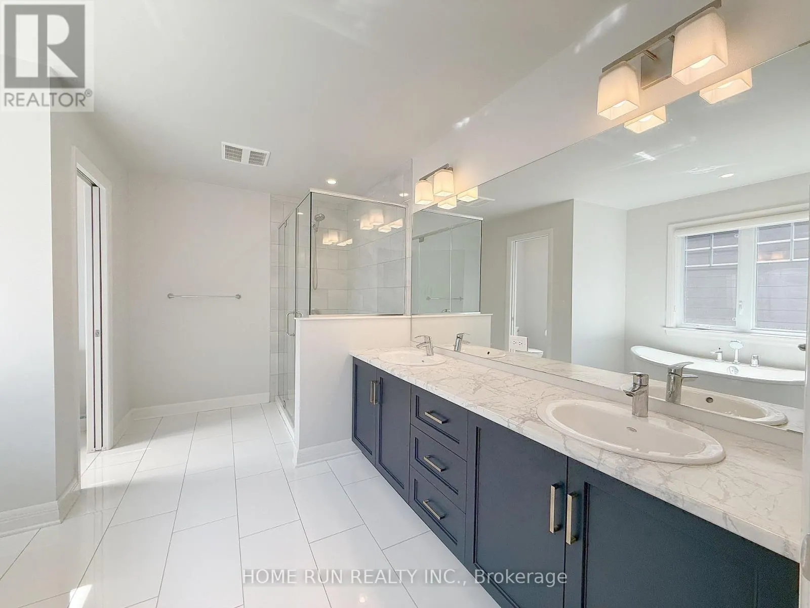 322 LYSANDER PLACE