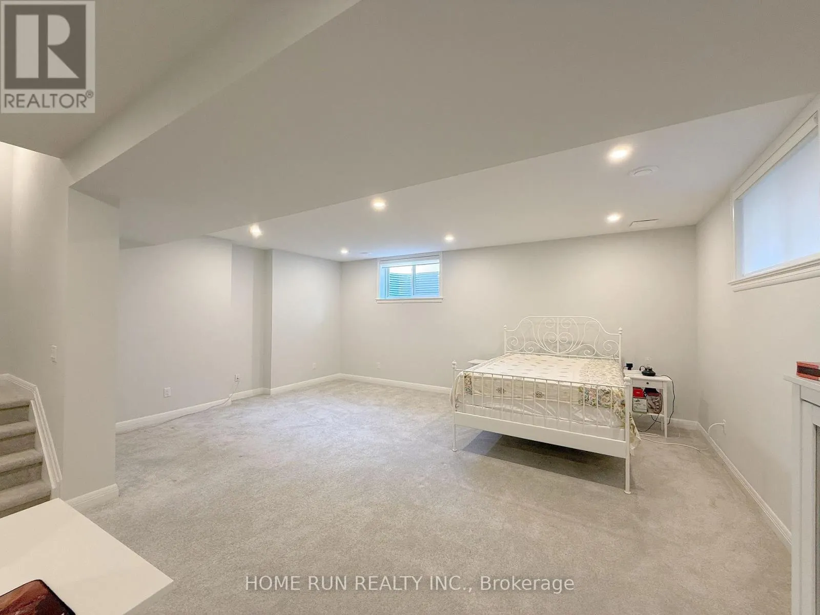 322 LYSANDER PLACE