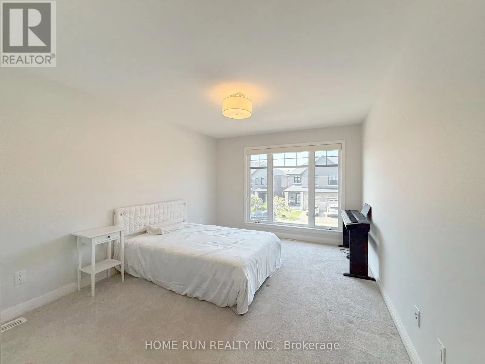 322 LYSANDER PLACE