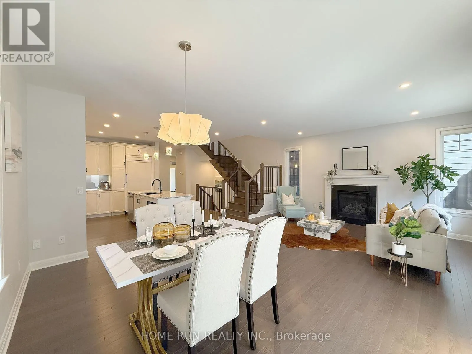 322 LYSANDER PLACE