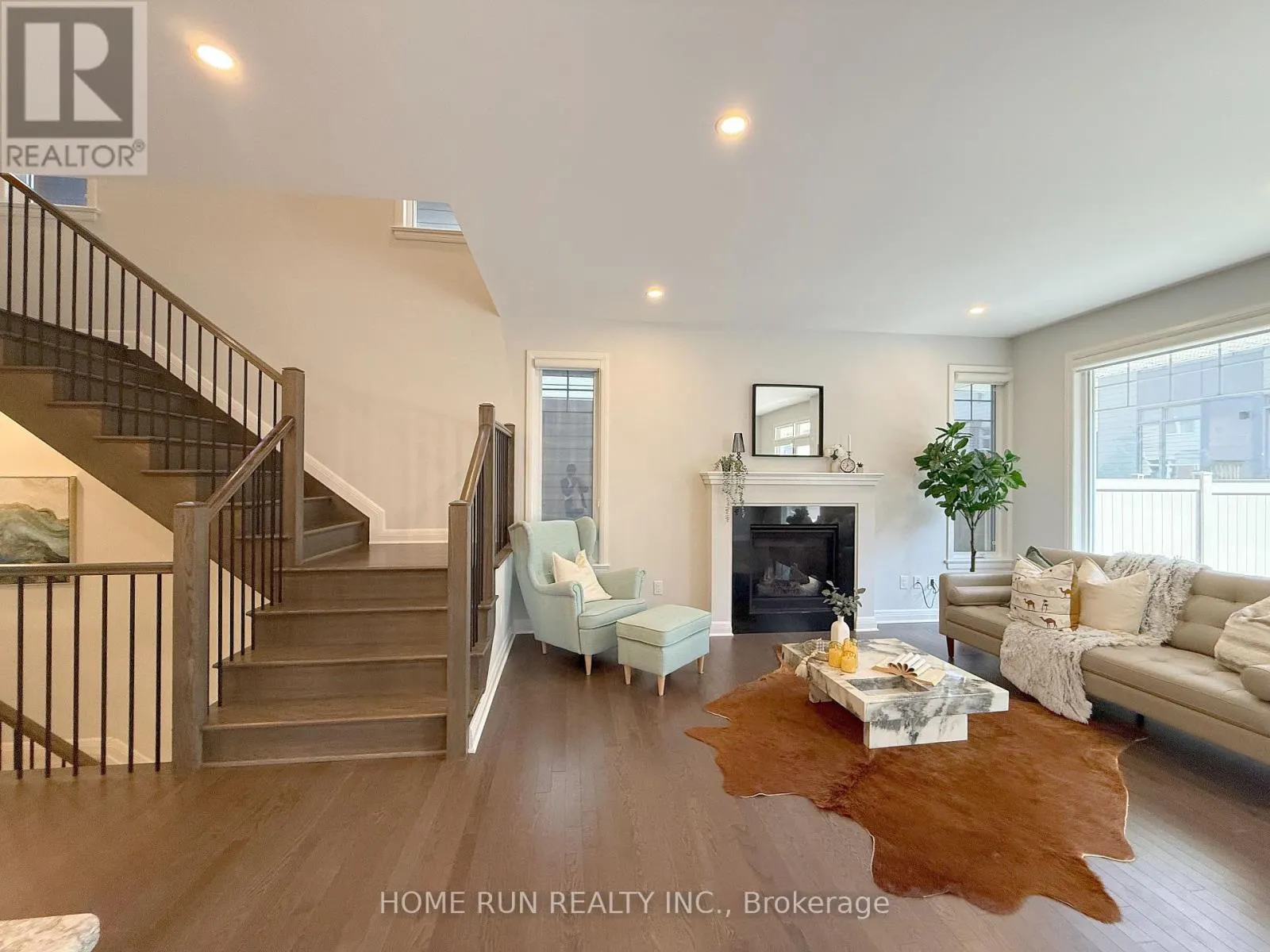 322 LYSANDER PLACE