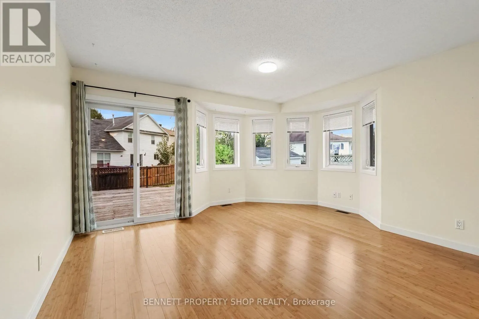13 CANDOW CRESCENT