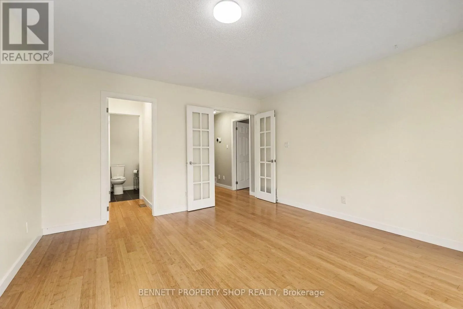 13 CANDOW CRESCENT