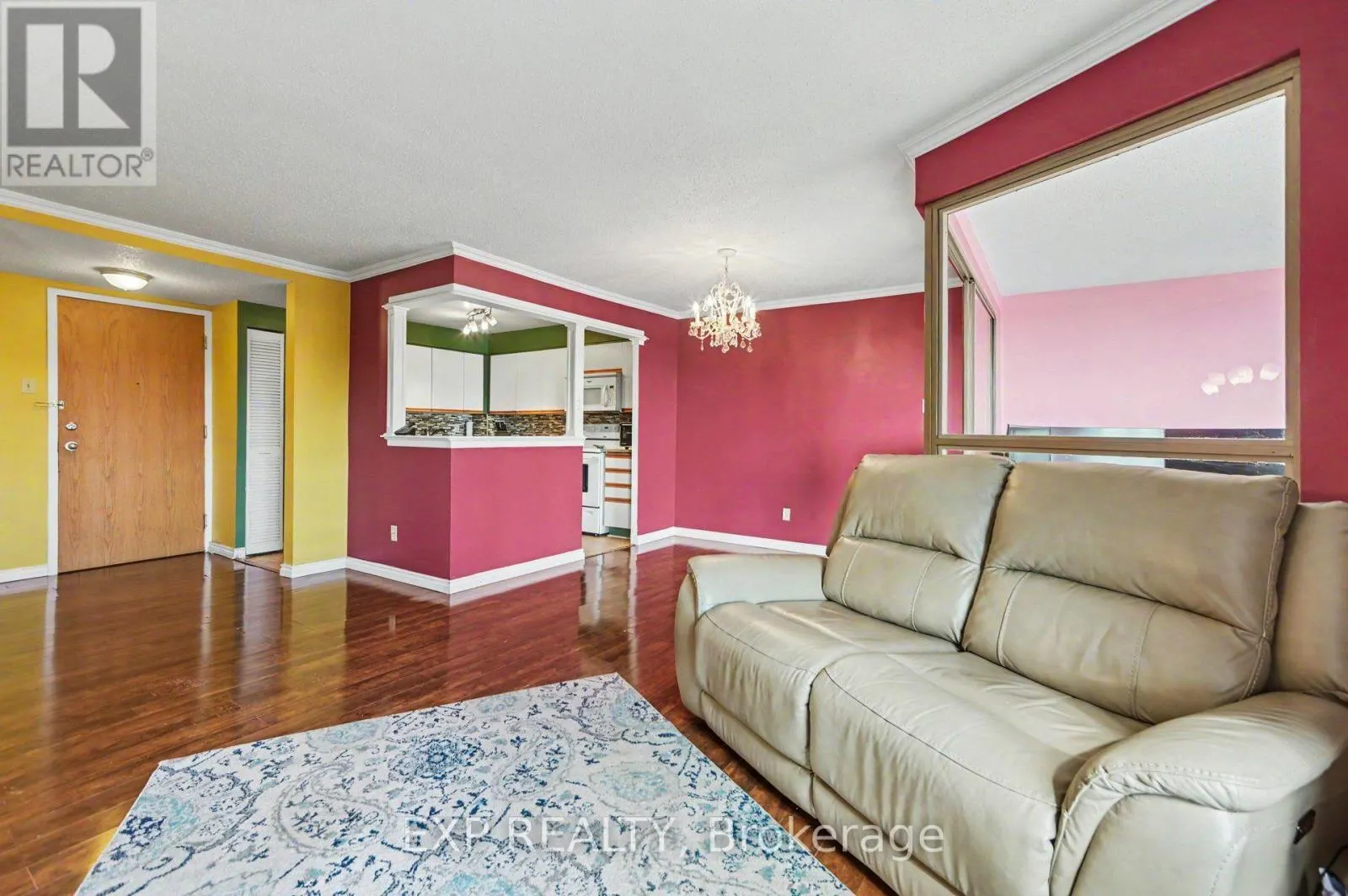 1101 - 960 TERON ROAD