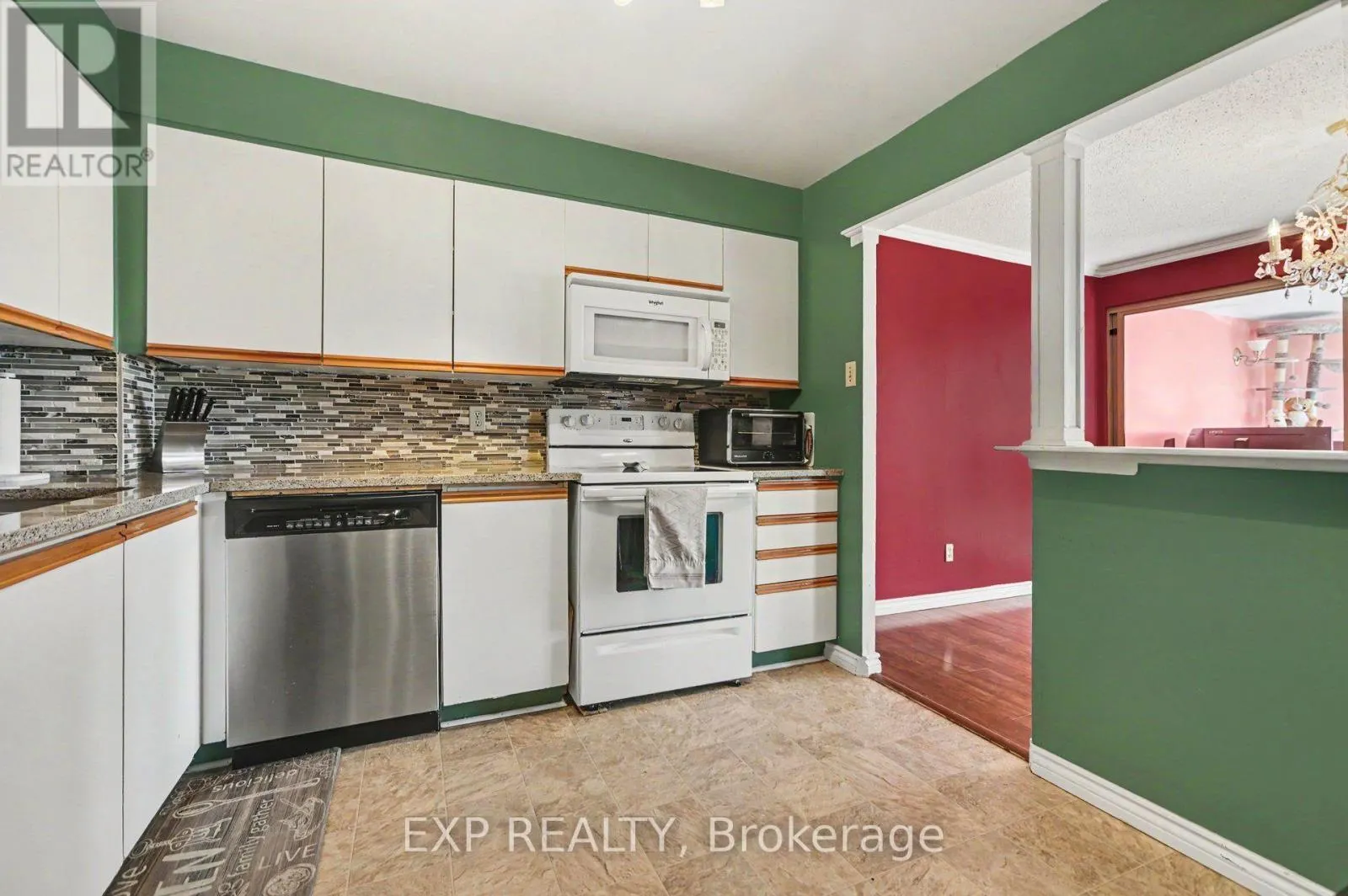 1101 - 960 TERON ROAD