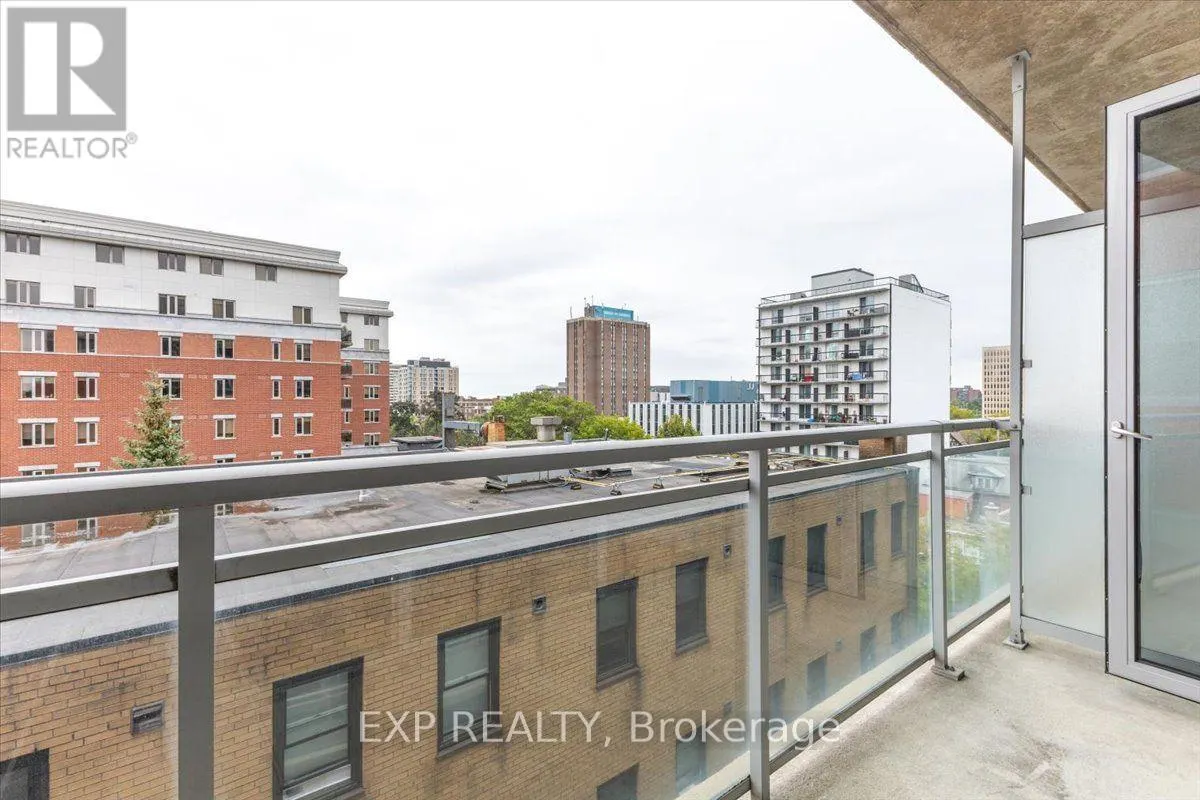 641 - 340 MCLEOD STREET
