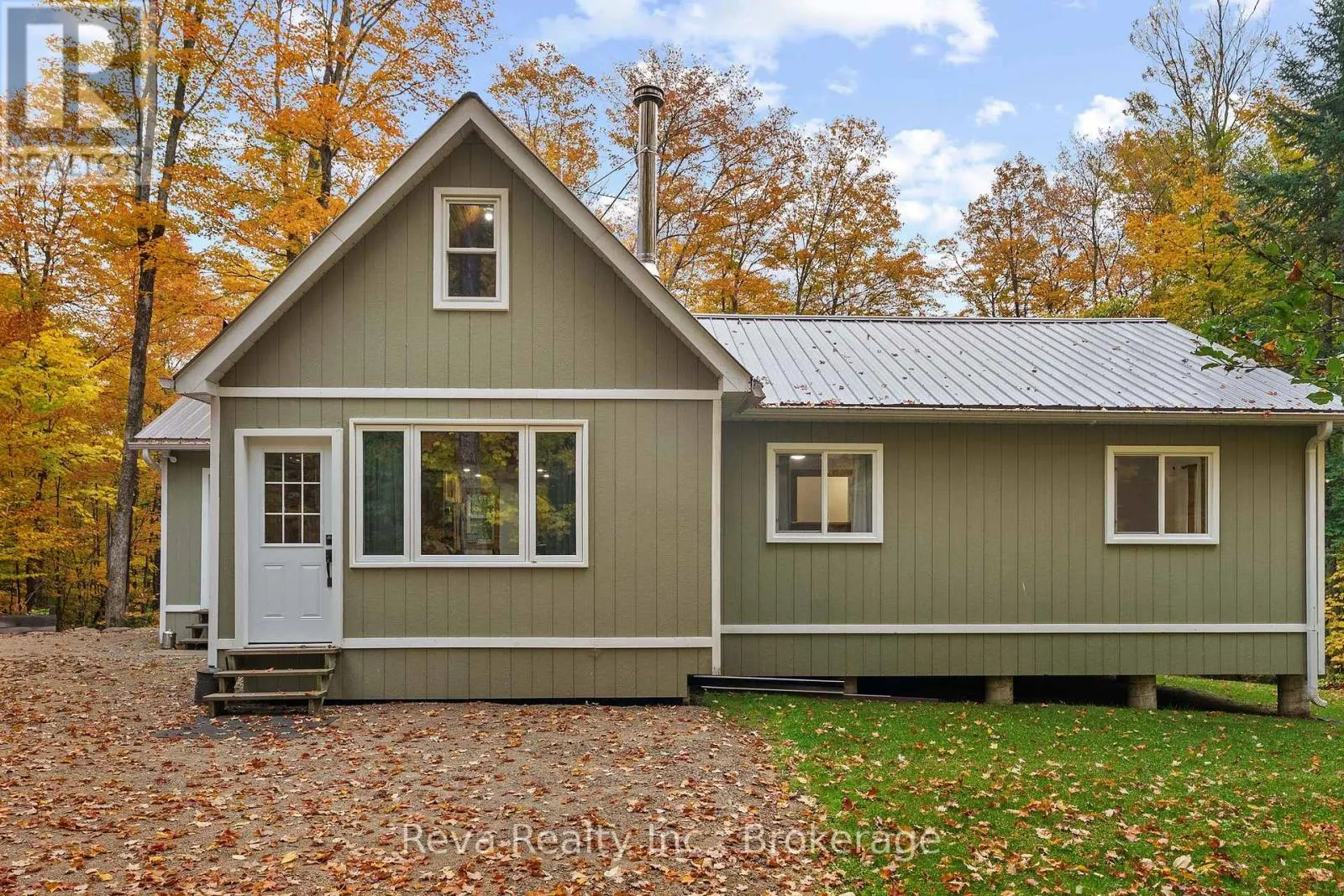 595 OLD DIAMOND LAKE ROAD