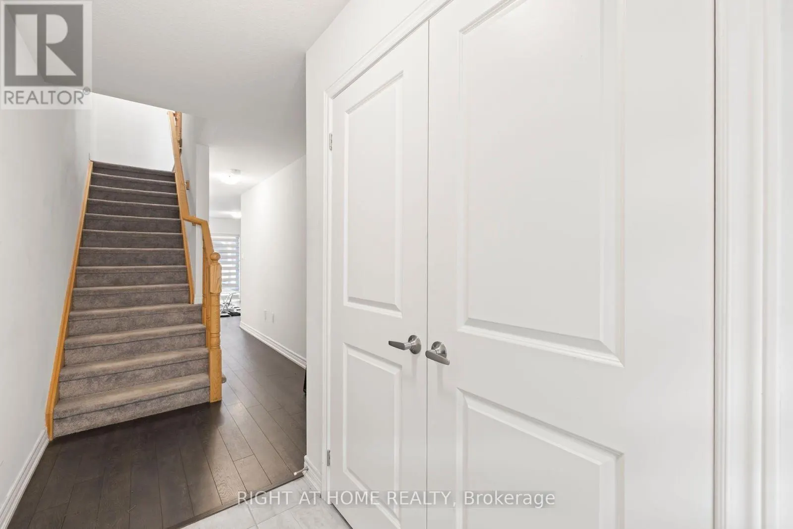 7 RAPIDS LANE