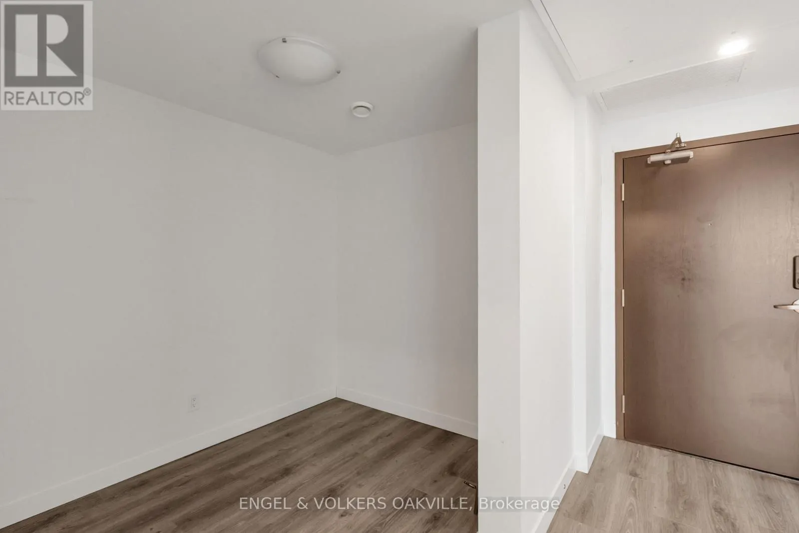 3912 - 60 FREDERICK STREET