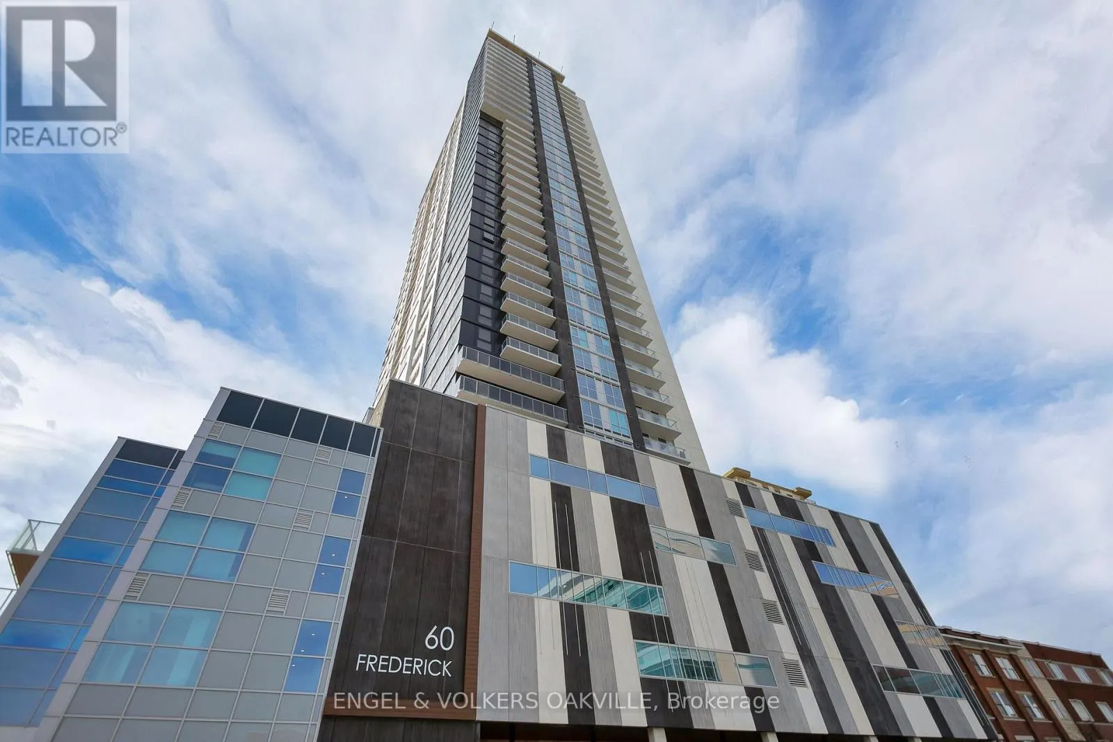 3912 - 60 FREDERICK STREET