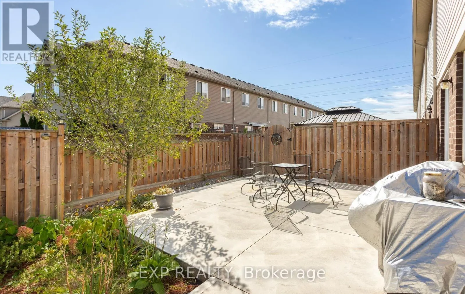 10 - 47 MADONNA DRIVE