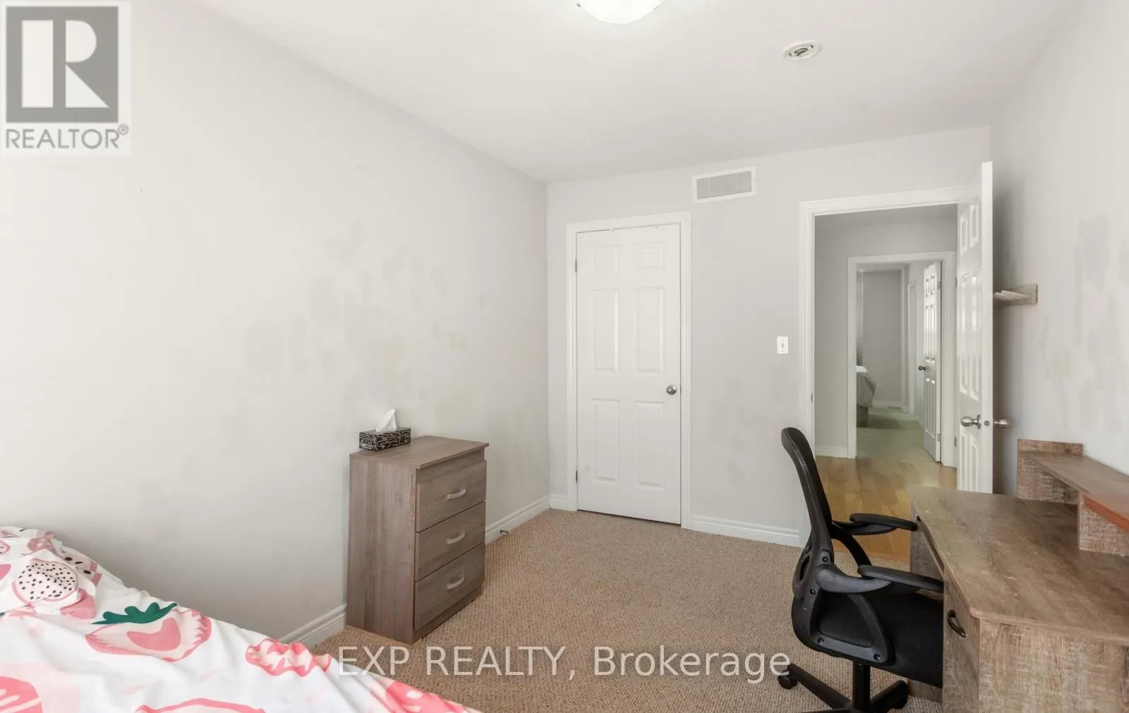10 - 47 MADONNA DRIVE