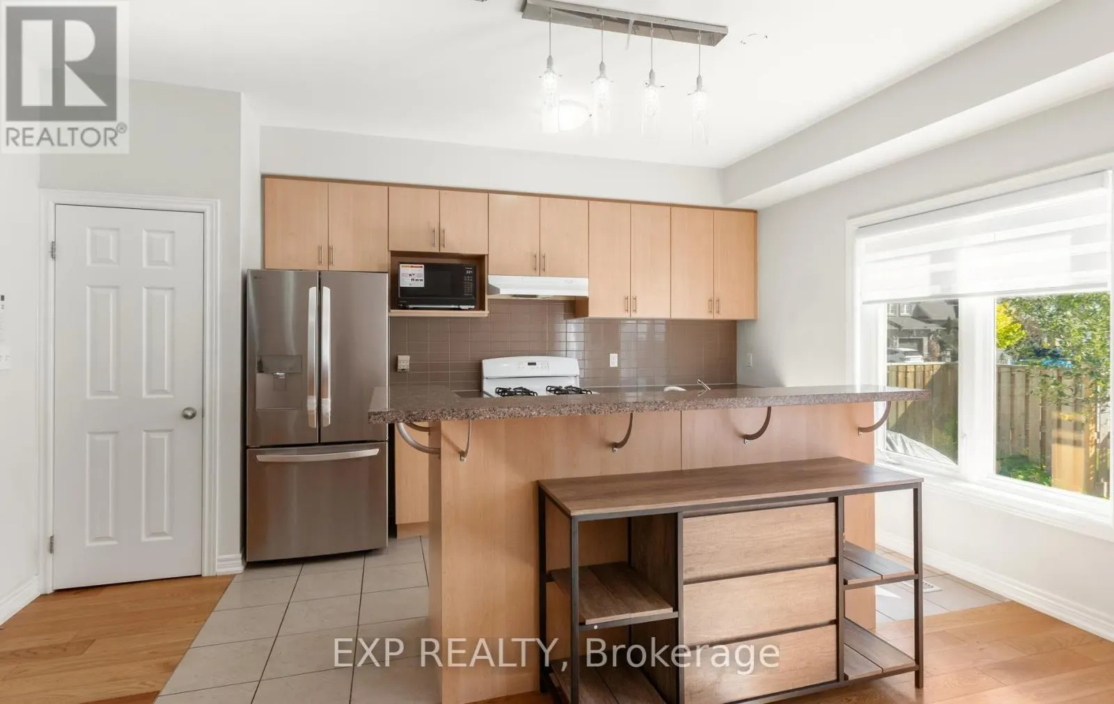 10 - 47 MADONNA DRIVE