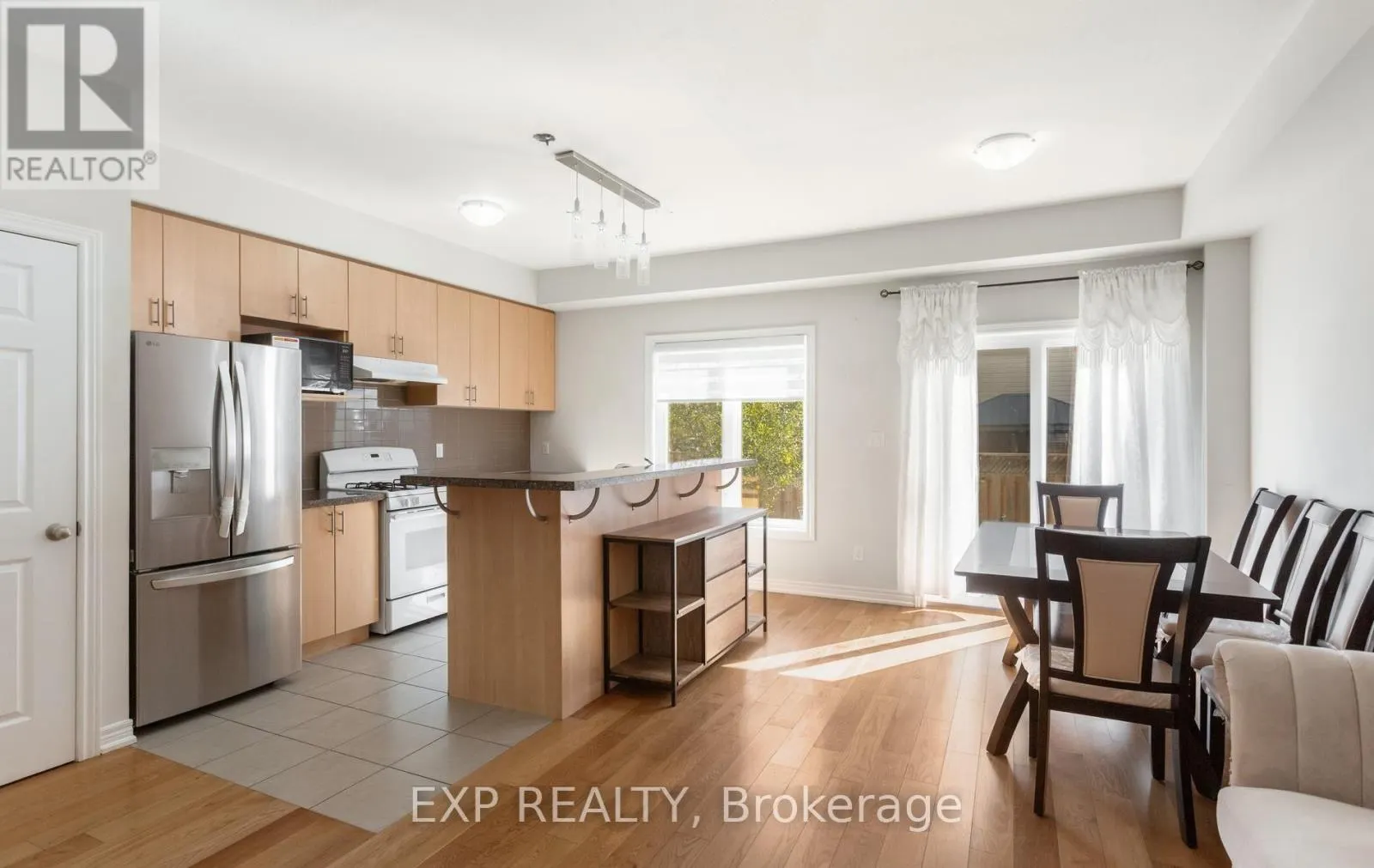 10 - 47 MADONNA DRIVE